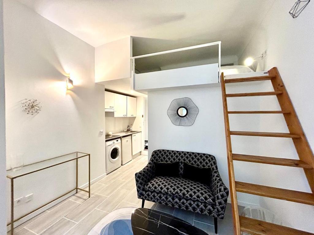Studio At 1 Min From The Main Street Διαμέρισμα Νίκαια Εξωτερικό φωτογραφία